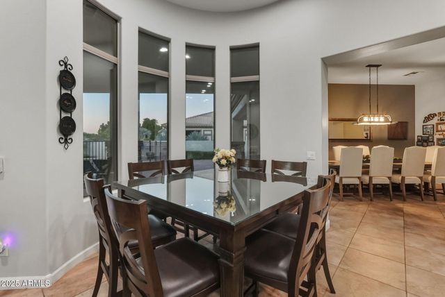 18332 W MONTEBELLO Avenue, Litchfield Park, AZ 85340