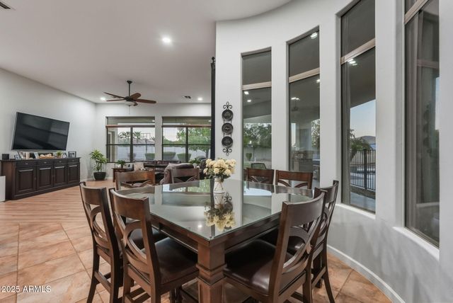 18332 W MONTEBELLO Avenue, Litchfield Park, AZ 85340