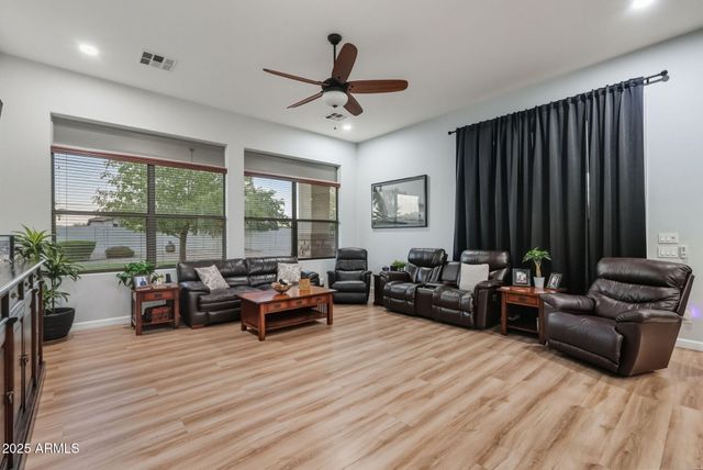 18332 W MONTEBELLO Avenue, Litchfield Park, AZ 85340