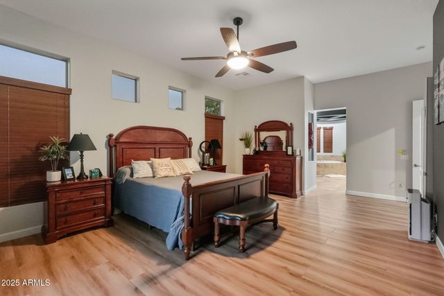 18332 W MONTEBELLO Avenue, Litchfield Park, AZ 85340