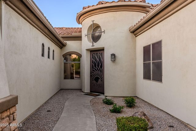 18332 W MONTEBELLO Avenue, Litchfield Park, AZ 85340