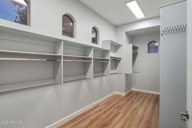 18332 W MONTEBELLO Avenue, Litchfield Park, AZ 85340