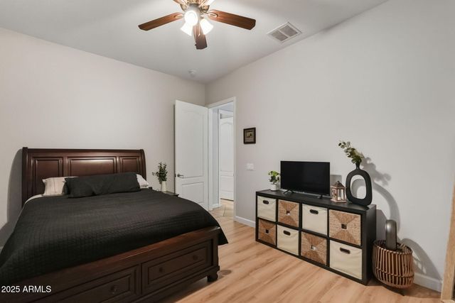 18332 W MONTEBELLO Avenue, Litchfield Park, AZ 85340