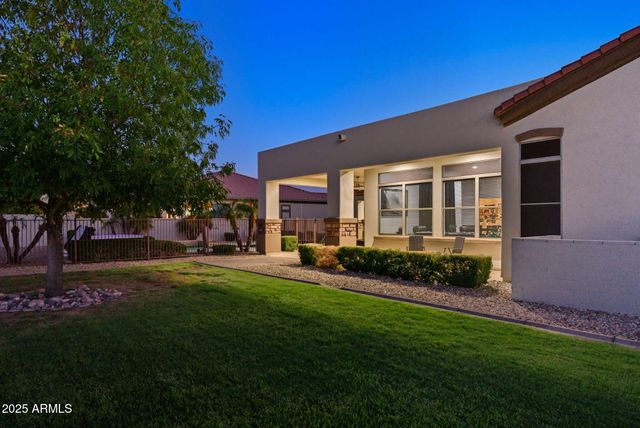 18332 W MONTEBELLO Avenue, Litchfield Park, AZ 85340