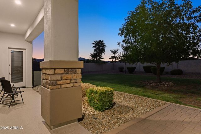 18332 W MONTEBELLO Avenue, Litchfield Park, AZ 85340