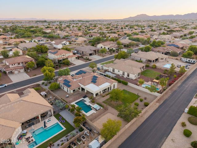 18332 W MONTEBELLO Avenue, Litchfield Park, AZ 85340