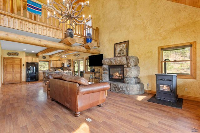 22600 JENNY GULCH RD, Rapid City, SD 57702