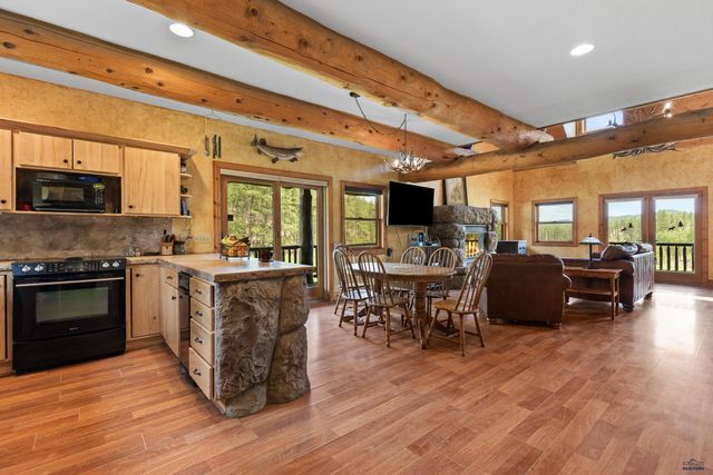 22600 JENNY GULCH RD, Rapid City, SD 57702