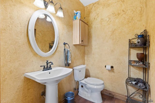 22600 JENNY GULCH RD, Rapid City, SD 57702