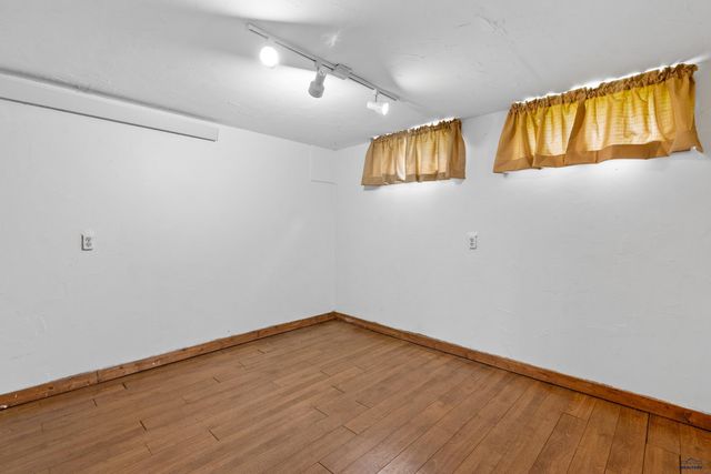 22600 JENNY GULCH RD, Rapid City, SD 57702