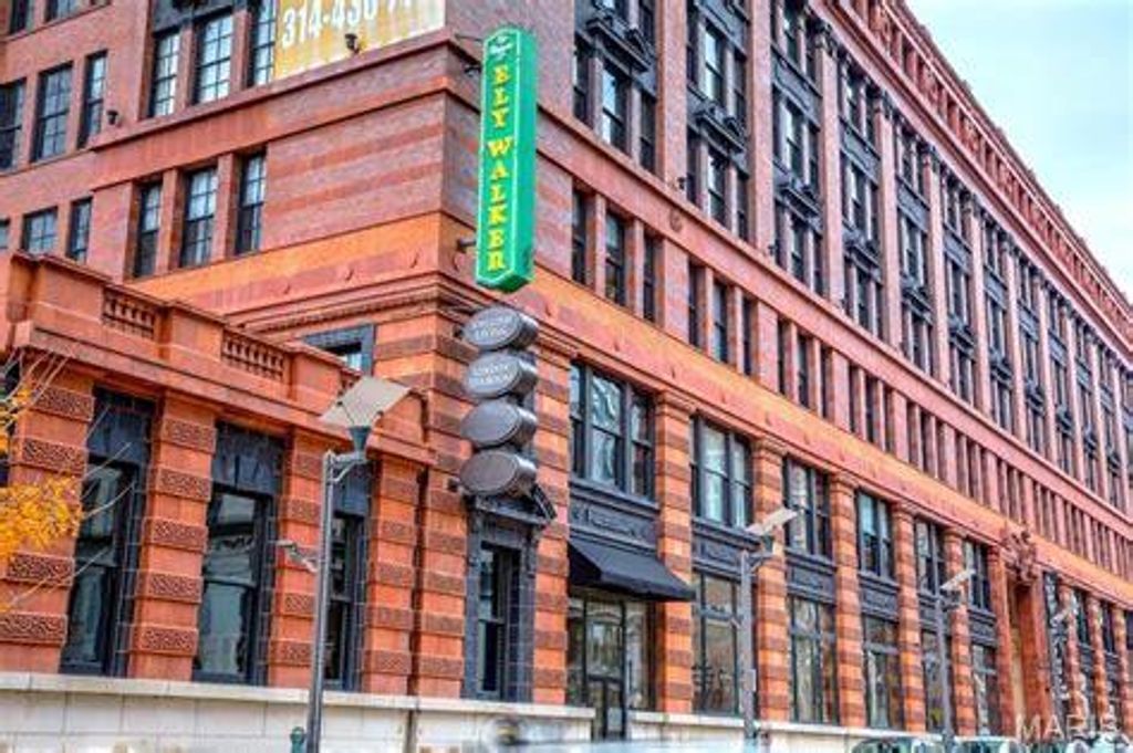1520 Washington Avenue R304, St Louis, MO 63103