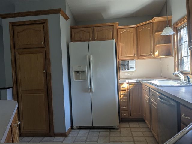 753 Tournament Circle, Norton Shores, MI 49444