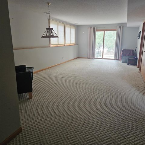 753 Tournament Circle, Norton Shores, MI 49444