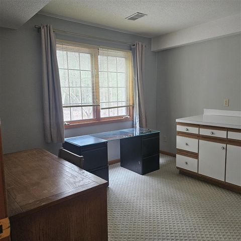 753 Tournament Circle, Norton Shores, MI 49444