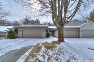 753 Tournament Circle, Norton Shores, MI 49444