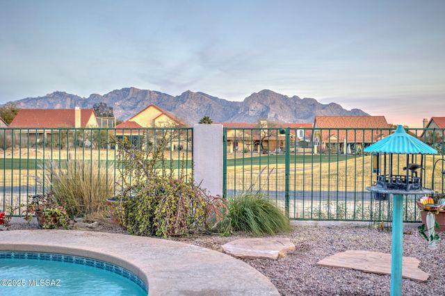 11018 N Mountain Breeze Drive Drive, Tucson, AZ 85737