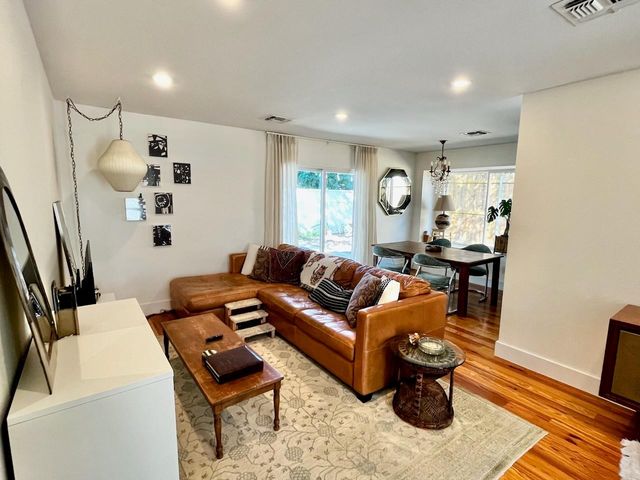 4504 W Village CT, Austin, TX 78744