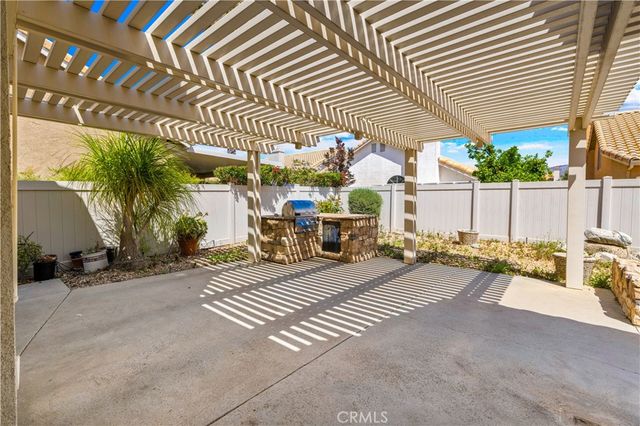 1182 Bel Air Court, Banning, CA 92220