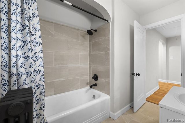 13910 Grandmont Avenue, Detroit, MI 48227