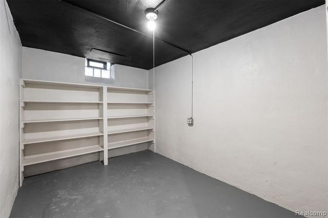 13910 Grandmont Avenue, Detroit, MI 48227