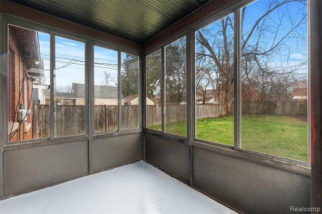 13910 Grandmont Avenue, Detroit, MI 48227