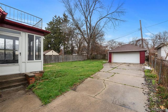 13910 Grandmont Avenue, Detroit, MI 48227