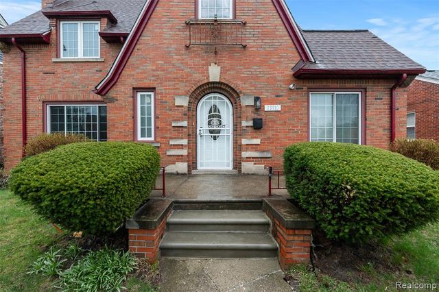 13910 Grandmont Avenue, Detroit, MI 48227