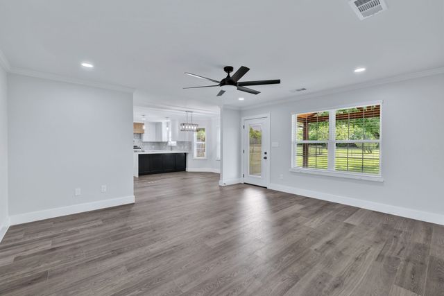 11345 Jennifer Circle, Sanger, TX 76266