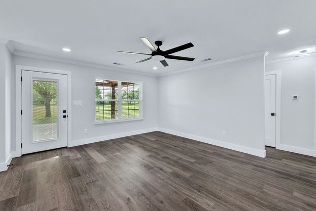 11345 Jennifer Circle, Sanger, TX 76266
