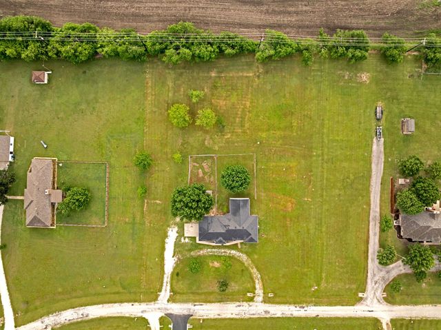 11345 Jennifer Circle, Sanger, TX 76266