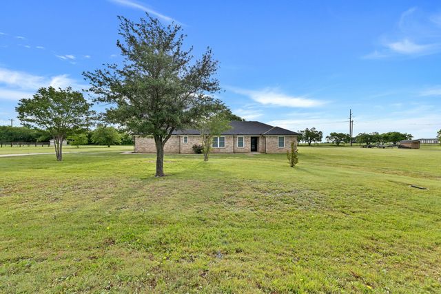 11345 Jennifer Circle, Sanger, TX 76266