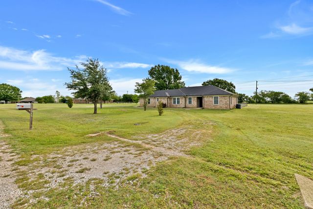 11345 Jennifer Circle, Sanger, TX 76266