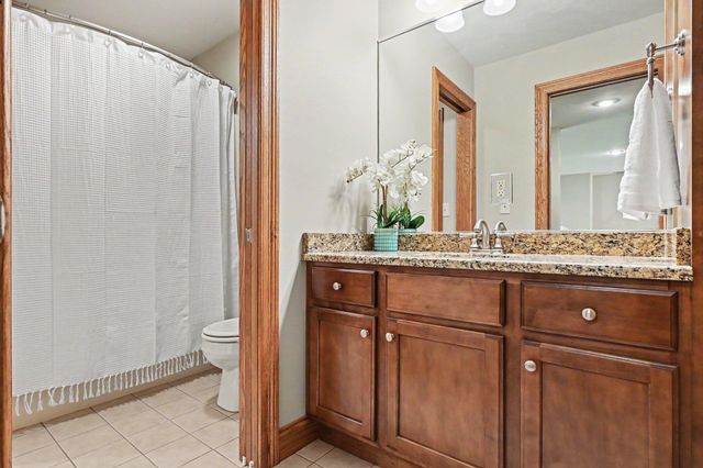 8265 E Walnut Ridge, New Carlisle, IN 46552