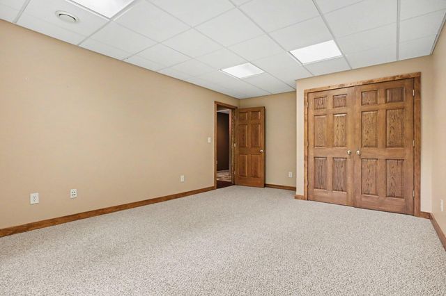 8265 E Walnut Ridge, New Carlisle, IN 46552