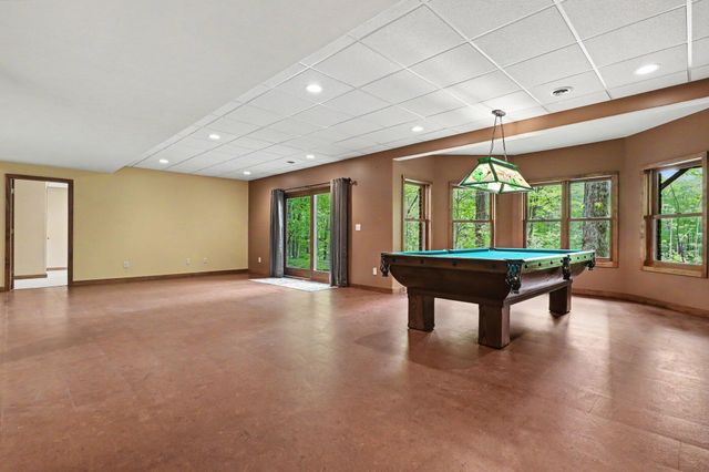 8265 E Walnut Ridge, New Carlisle, IN 46552