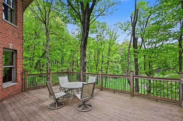 8265 E Walnut Ridge, New Carlisle, IN 46552