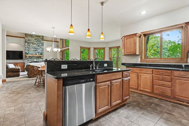 8265 E Walnut Ridge, New Carlisle, IN 46552