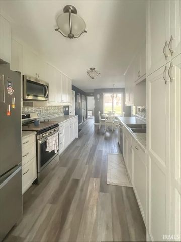 2312 WALTON LAKE Drive, Kokomo, IN 46902