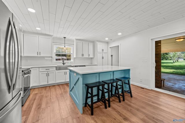2019 Gurley Pike, Gurley, AL 35748
