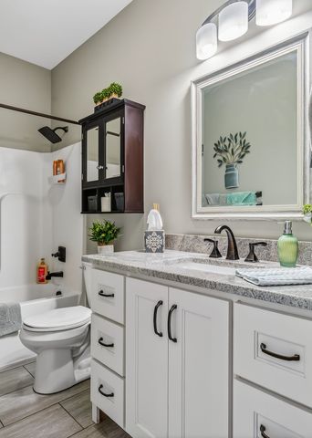 748 Brookemeade Dr, Sparta, TN 38583