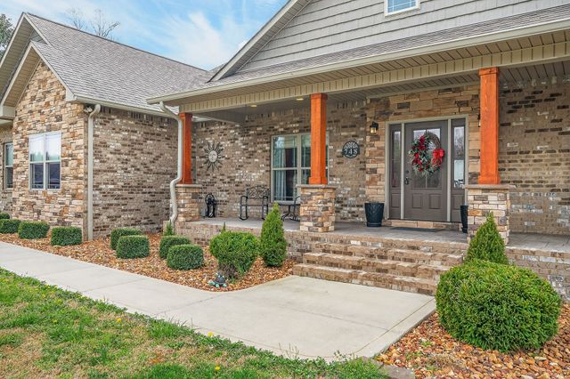 748 Brookemeade Dr, Sparta, TN 38583