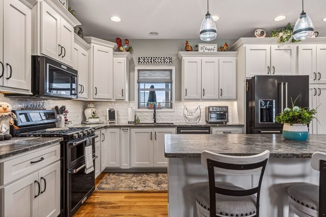 748 Brookemeade Dr, Sparta, TN 38583