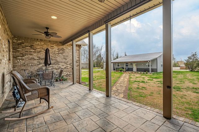 748 Brookemeade Dr, Sparta, TN 38583