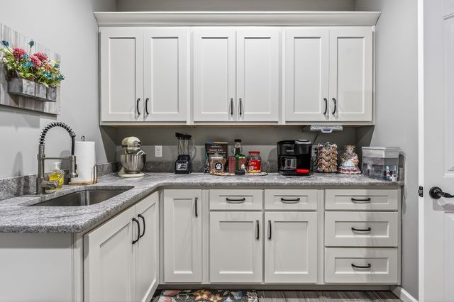 748 Brookemeade Dr, Sparta, TN 38583