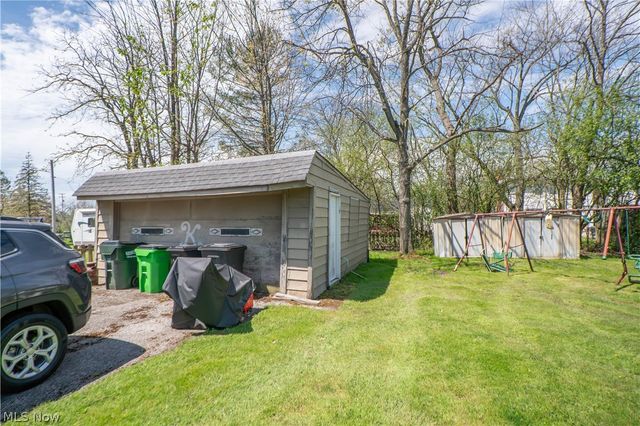 94 Avalon Drive, Bedford, OH 44146