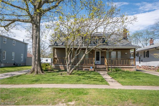 94 Avalon Drive, Bedford, OH 44146