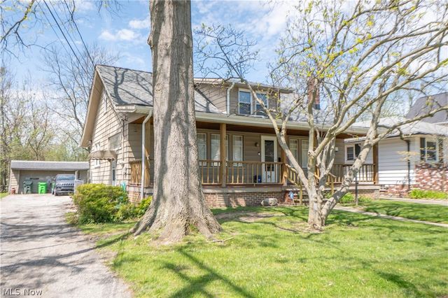 94 Avalon Drive, Bedford, OH 44146