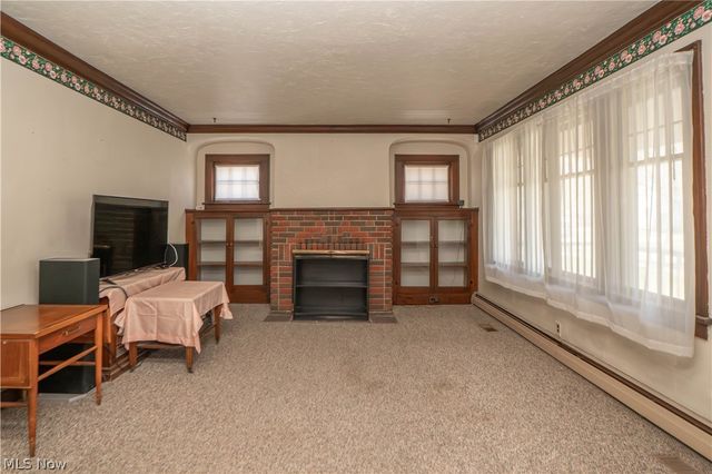 94 Avalon Drive, Bedford, OH 44146