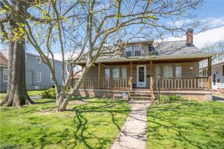 94 Avalon Drive, Bedford, OH 44146