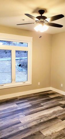 187 Silver Sunset Lane, Kimberling City, MO 65686